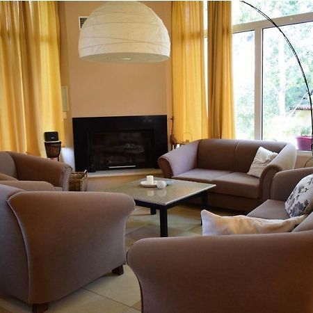 Hotel Afrika Eleonas Ngoại thất bức ảnh